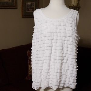 Sleeveless ruffled tank top